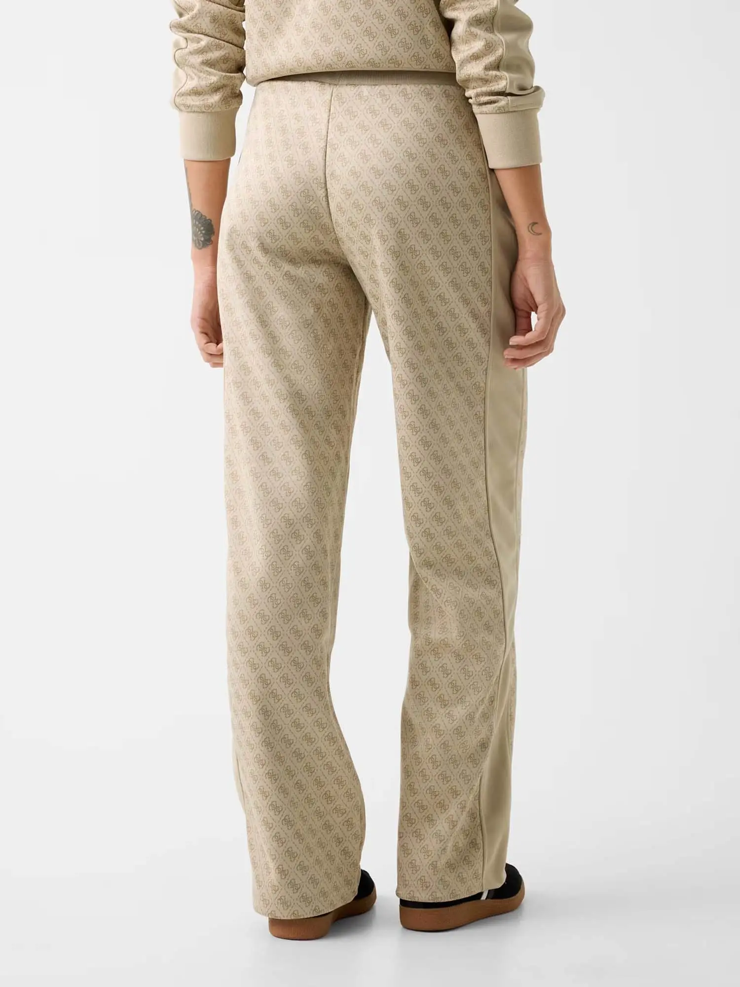 PANTALONE DONNA - GUESS ATHLEISURE BEIGE - V6RB09 K2042 - Image 2